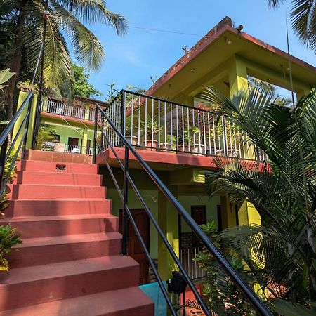 Luciano Guest House Арамбол Екстериор снимка